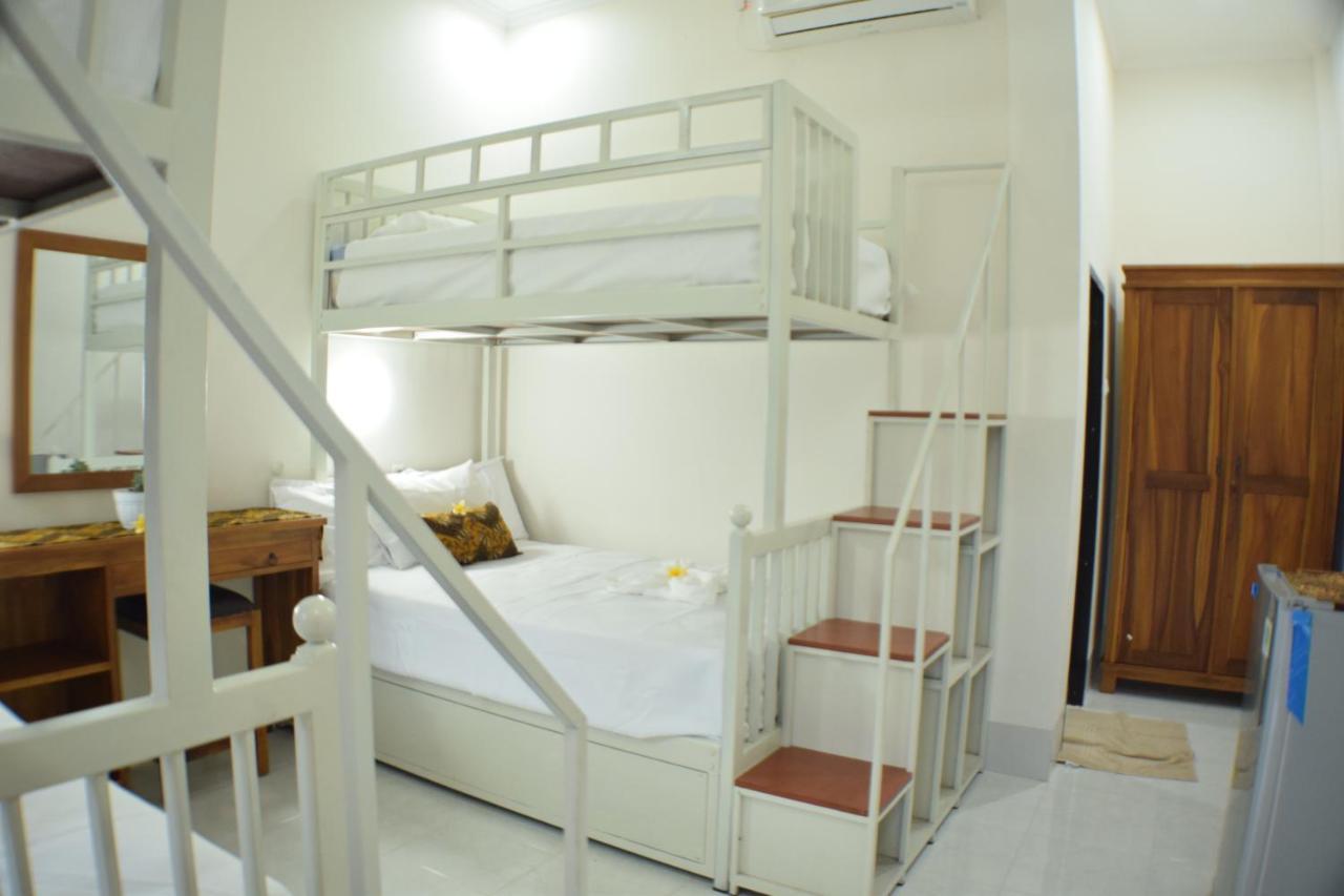 Kj Inn Homestay Senggigi Exteriér fotografie